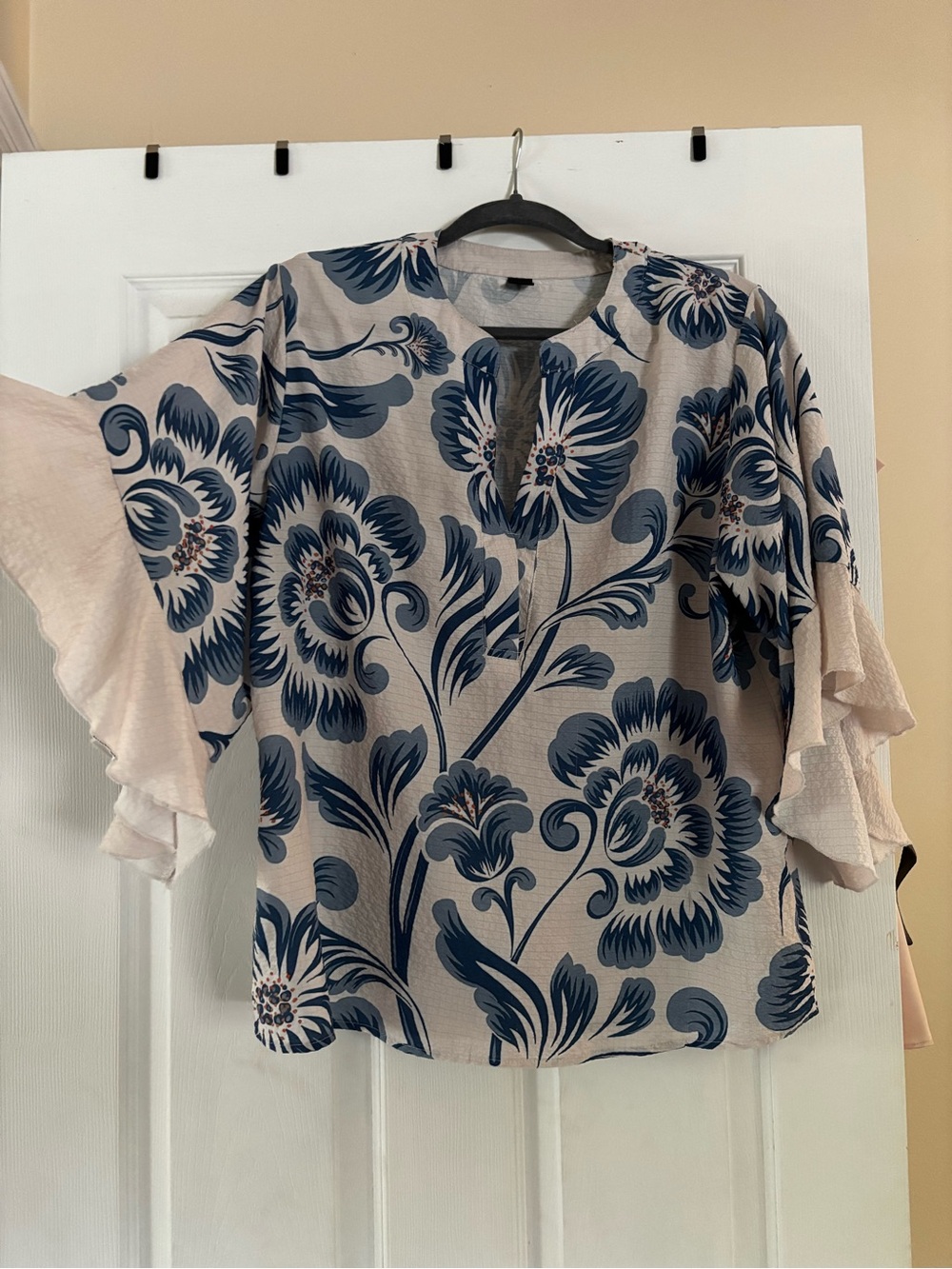Floral Print Ruffled Sleeve Blouse - Blue on Cream